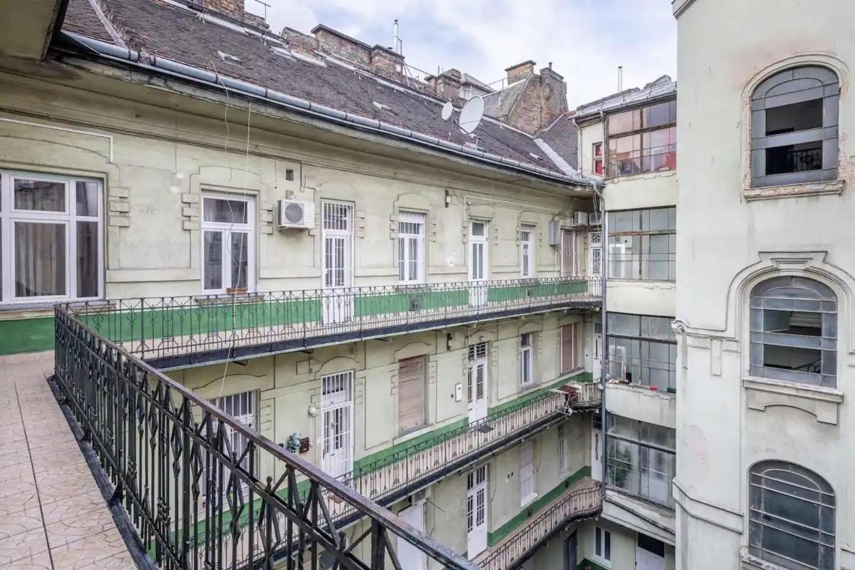 Astoria Central Apartments Budapest Exteriör bild